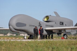 نظارت مستقیم رهبر کره شمالی بر آزمایش‌ تسلیحات بدون سرنشین