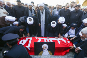 تشییع پیکر حجت‌الاسلام والمسلمین علی اکبر الهی خراسانی در حرم مطهر رضوی