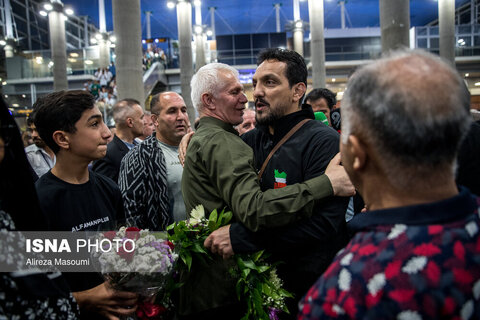 استقبال از تیم ملی کشتی آزاد ایران در فرودگاه امام خمینی (ره)