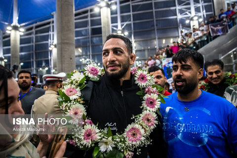 استقبال از تیم ملی کشتی آزاد ایران در فرودگاه امام خمینی (ره)