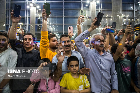 استقبال از تیم ملی کشتی آزاد ایران در فرودگاه امام خمینی (ره)