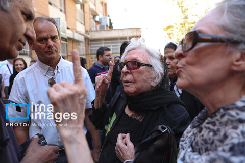 تشییع پیکر «ثمینه باغچه‌بان»