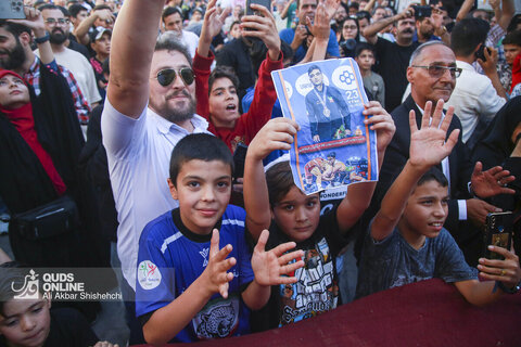 استقبال مردمی از "احمد جوان"