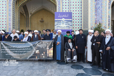 تشییع پیکر حجت‌الاسلام والمسلمین علی اکبر الهی خراسانی در حرم مطهر رضوی