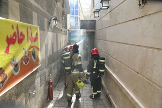 مهار حریق یک رستوران در طبرسی جنوبی