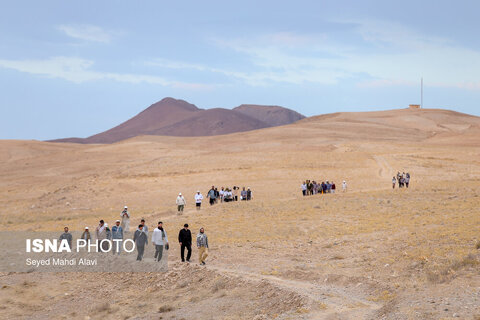 کاروان پیاده قم تا مشهد