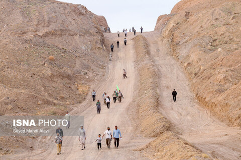 کاروان پیاده قم تا مشهد