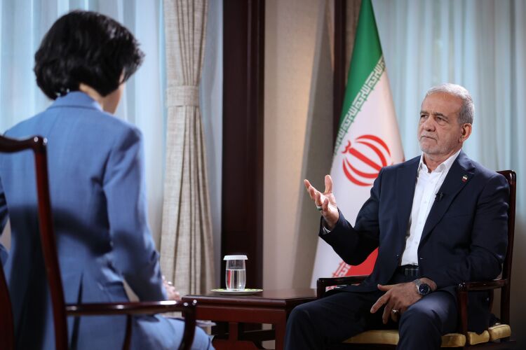 پزشکیان در گفت‌وگو با شبکه تلویزیونی NBC: اگر تحریم‌ها رفع شوند، امکان گفت‌وگو و مذاکره وجود دارد