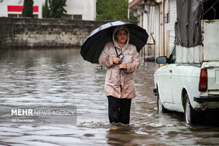 بارش شدید باران و آبگرفتگی معابر در آستارا