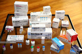 هلال‌احمر داروهای تک ‌نسخه‌ای را به خانه بیماران می‌رساند