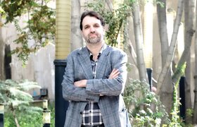 باید بتوانیم به یک دستگاه گفتمانی حول «امر ملی» برسیم / رهبری دینی در حکم «تکیه گاه اجتماعی»