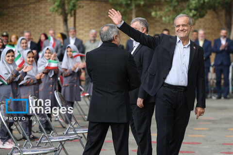 مراسم آغاز سال تحصیلی ۱۴۰۵ - ۱۴۰۴ با حضور رییس جمهور