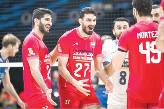 کار بزرگ شاگردان پیاتزا در قلب مانیل / ایران در جمع هشت قدرت والیبال جهان