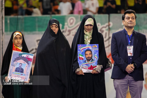 مراسم تجلیل از اعضای تیم‌های کشتی آزاد و فرنگی در مسابقات قهرمانی جهان