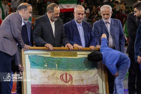 مراسم تجلیل از اعضای تیم‌های کشتی آزاد و فرنگی در مسابقات قهرمانی جهان