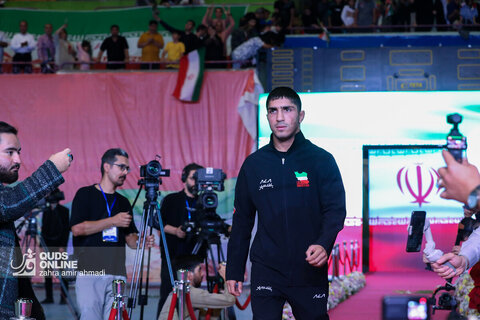 مراسم تجلیل از اعضای تیم‌های کشتی آزاد و فرنگی در مسابقات قهرمانی جهان