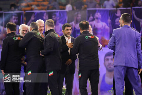 مراسم تجلیل از اعضای تیم‌های کشتی آزاد و فرنگی در مسابقات قهرمانی جهان