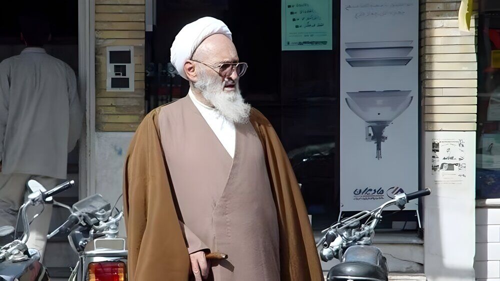 چرا امام زمان (عج) را «خلیفه‌الله» و «ولیّ‌الله اعظم» می‌خوانند؟