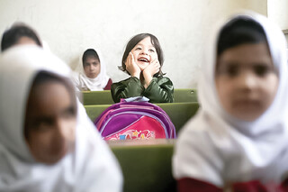 دانش‌آموزان اتباع در کدام مدارس می توانند ثبت نام کنند؟