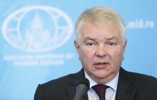 سفیر روسیه در فرانسه: در صورت حمله ناتو به هواپیما های ما، جنگ در خواهد گرفت