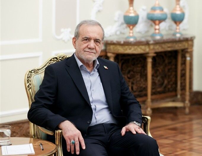 پزشکیان در دیدار با رئیس جمهور بولیوی: در صورت فعال شدن اسنپ‌بک، نوع تعامل ایران متناسب با وضعیت جدید تنظیم می‌شود