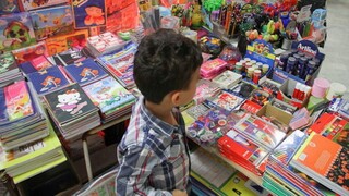 توزیع ۲۱ هزار بسته نوشت‌افزار میان دانش‌آموزان نیازمند کرمانشاهی