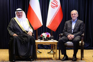 پزشکیان و ولیعهد کویت با یکدیگر دیدار و گفت‌وگو کردند