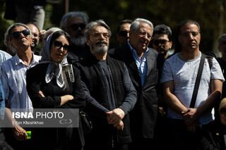 تشییع پیکر زنده‌یاد «احمد پژمان»