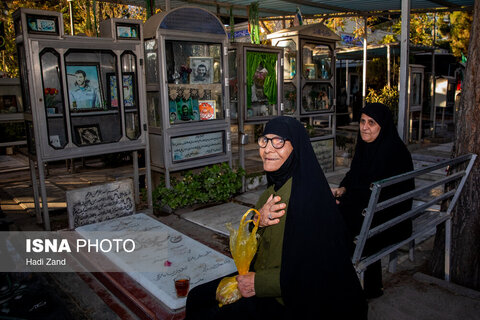 غبارروبی مزار شهدا