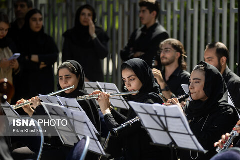 تشییع پیکر زنده‌یاد «احمد پژمان»