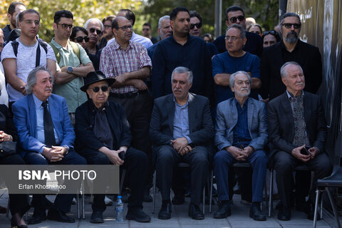 تشییع پیکر زنده‌یاد «احمد پژمان»