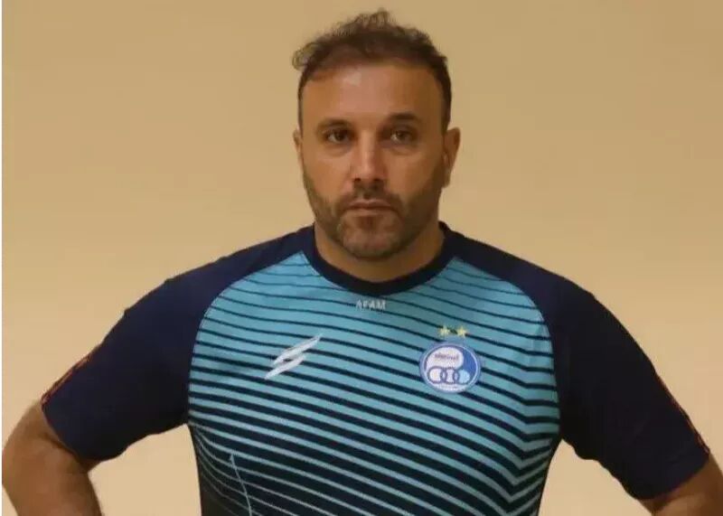 اسطوره فوتسال در یک قدمی نیمکت استقلال