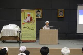 آیت الله العظمی سبحانی: حوزه علمیه باید آینده‌نگر باشد