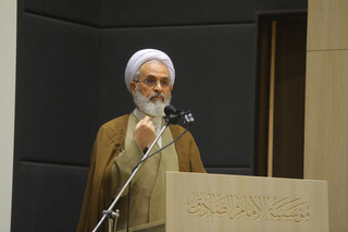 آیت الله اعرافی: تبلیغ و بیدار سازی جامعه از رسالت‌های حوزه‌های علمیه است