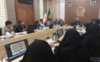 معرفی روش‌های شناخت خط‌های ریحان و محقق در نسخه‌های خطی در کتابخانه رضوی