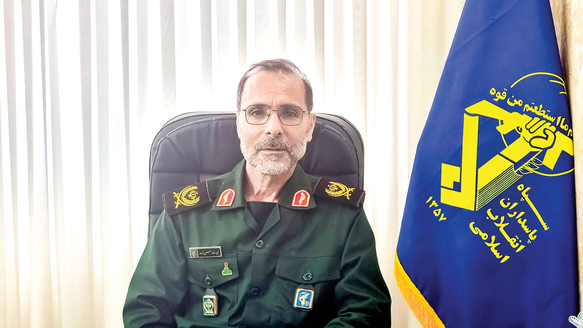 عزت و اقتدار با ایستادن روی پای خودمان رقم می‌خورد