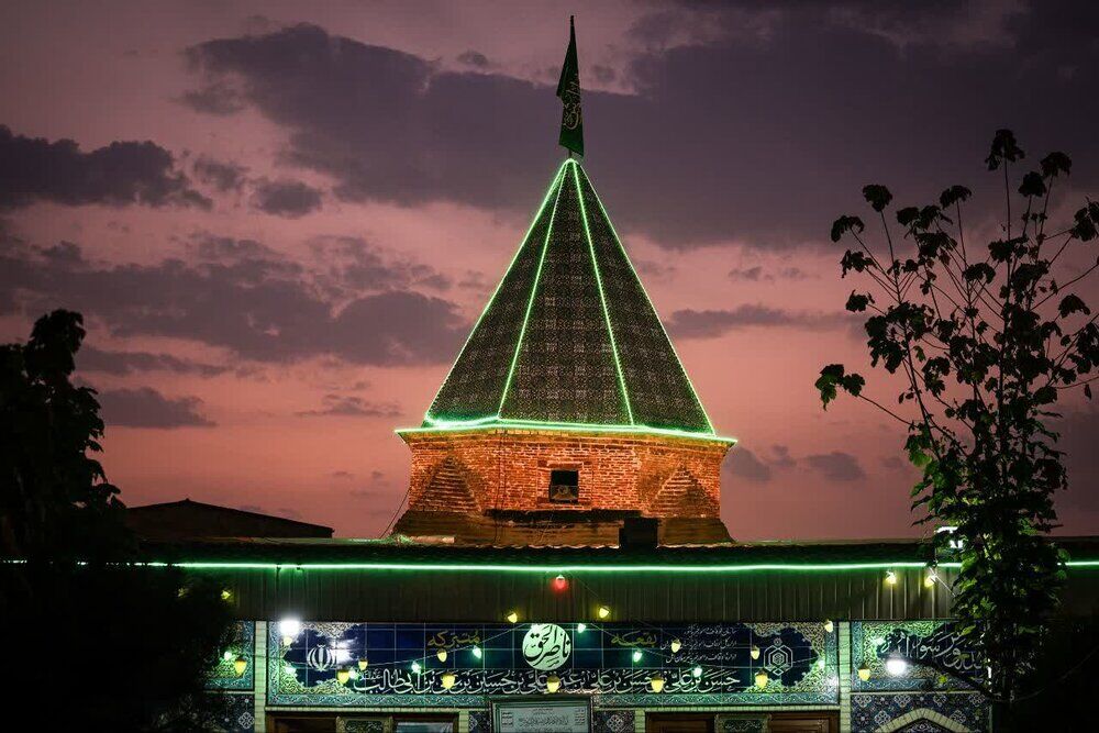 استاد حوزه علمیه قم: زیارت بقعه امامزاده ناصرالحق، در راستای زیارت حرم ائمه اطهار (ع) است