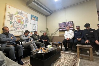 تقدیر جانشین مدیر عالی حرم مطهر رضوی از آتش‌نشانان حرم رضوی