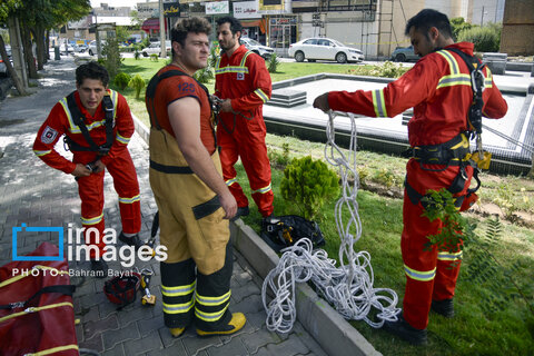 گزارش تصویری | آتش نشان ؛ نماد ایثار