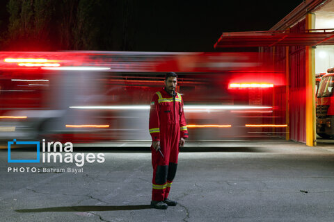 گزارش تصویری | آتش نشان ؛ نماد ایثار