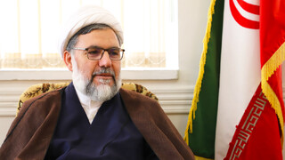 معاون دفتر تبلیغات اسلامی حوزه علمیه قم بیان کرد: دفاع مقدس؛ میراثی به وسعت تاریخ ایران اسلامی است