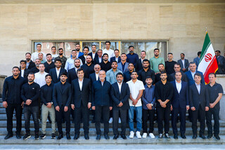 تجلیل رئیس‌جمهور از تیم‌های ملی کشتی