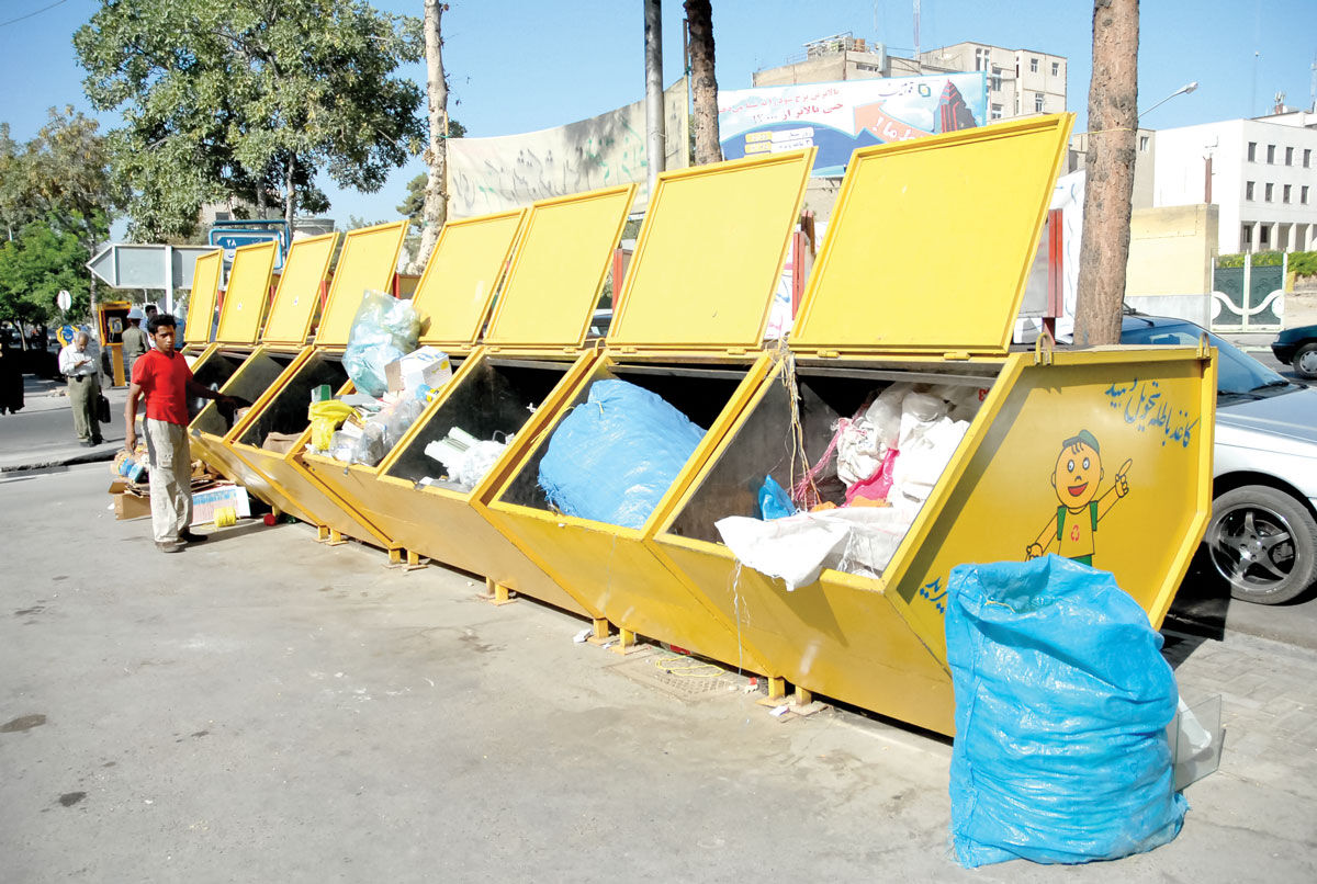 دولت و شهرداری مقصران گرانی کاغذ