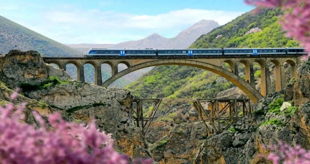 ۴۷ هزار گردشگر خارجی امسال به مازندران سفر کردند