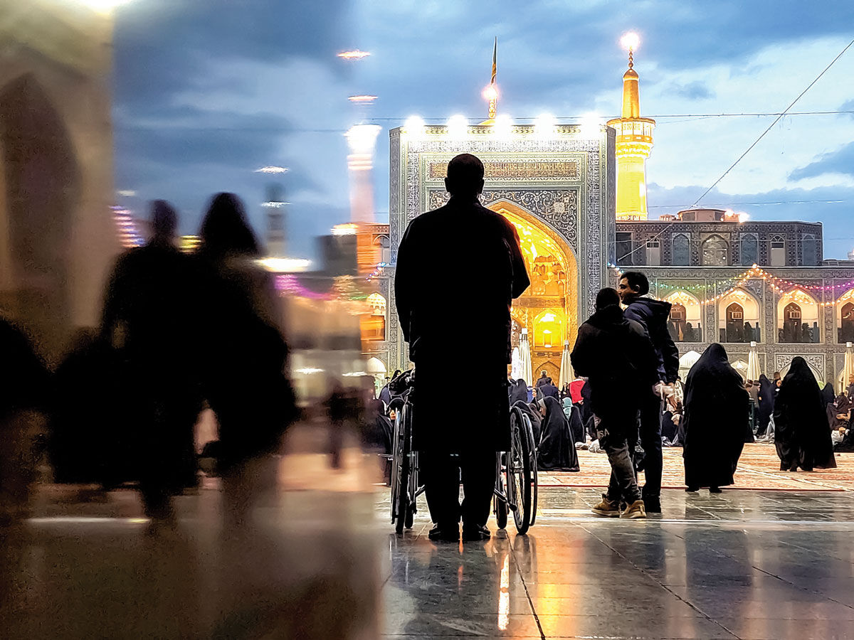 فقیر و خسته به درگاهت آمدم رحمی