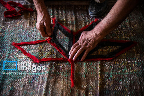 گزارش تصویری | مشاغل فراموش شده؛ «نمد مالی»