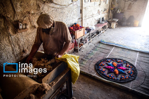 گزارش تصویری | مشاغل فراموش شده؛ «نمد مالی»