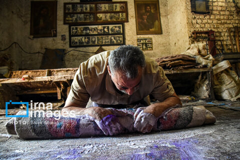 گزارش تصویری | مشاغل فراموش شده؛ «نمد مالی»
