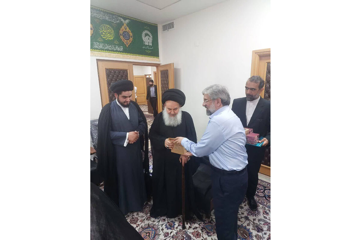 قدردانی مدیر عالی حرم مطهر رضوی از مواضع امام جمعه بغداد در حمایت از محور مقاومت