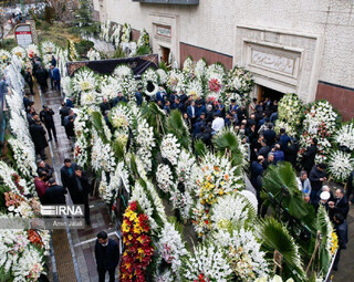 روی دربایستی با سنت‌های نادرست